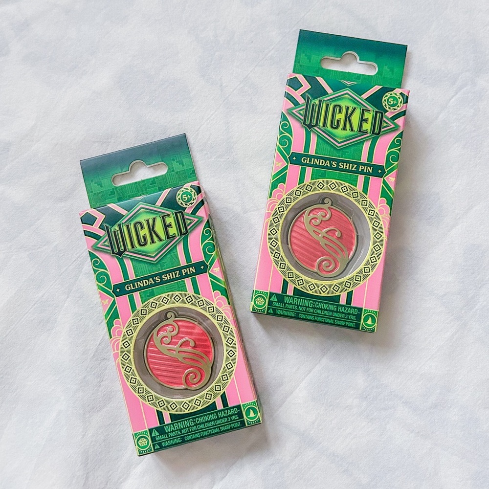 Wicked Glinda’s Shiz Pin - BRAND NEW!